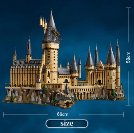 CAN0000053 - Hogwarts Castle Building Blocks Set (large model)