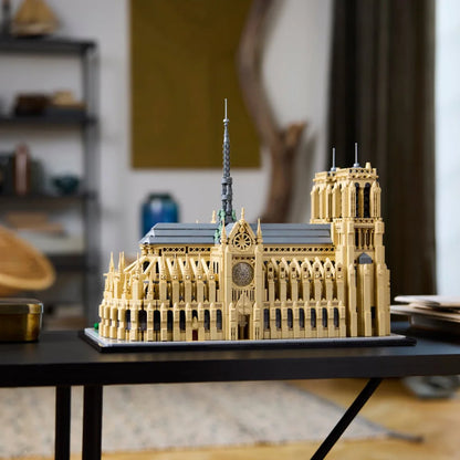 CAN0000023 - Notre-Dame de Paris Building Block Set – Stunning 4383-Piece Architectural Masterpiece