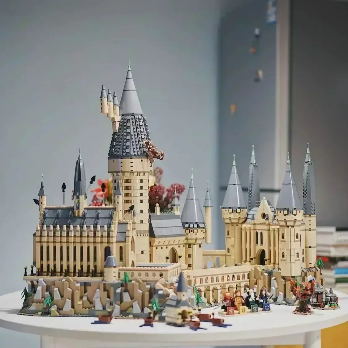 CAN0000053 - Hogwarts Castle Building Blocks Set (large model)