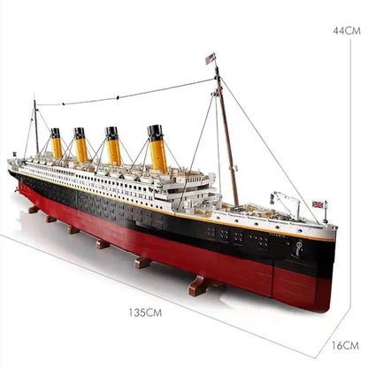 CAN0000088 - Grand bateau de croisière Titanic